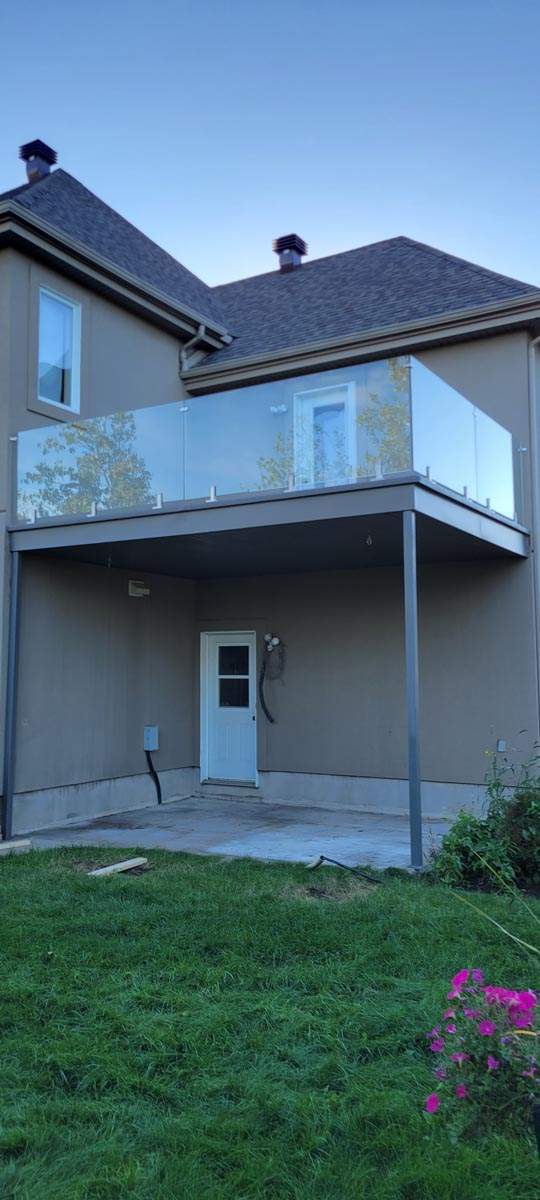 Réalisation de balcon en aluminium Rive Sud