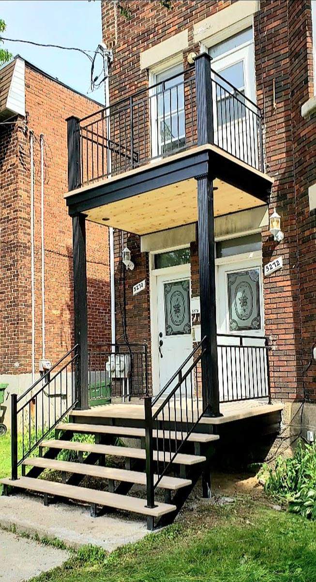 Réalisation de balcon en aluminium Rive Sud